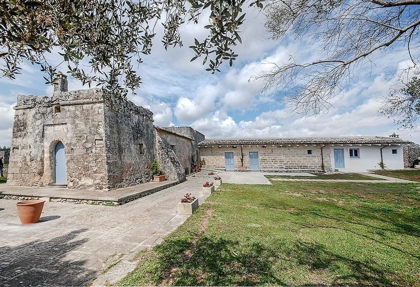 فندق ريفى Masseria Berzario