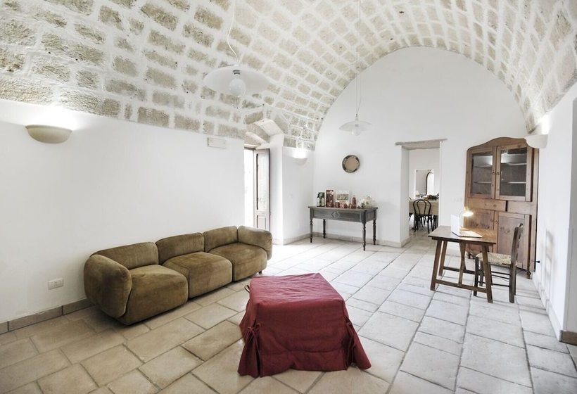 فندق ريفى Masseria Berzario