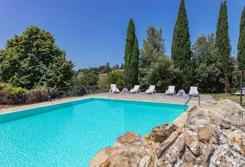 Maaseutuhotelli Tenuta La Pieve Casale Presciano