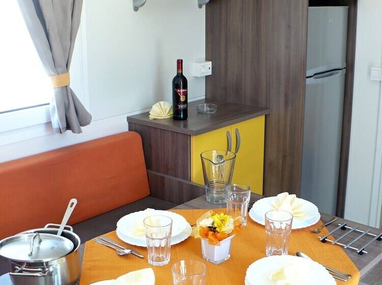 Отель Victoria Mobilehome In Centro Vacanze San Francesco