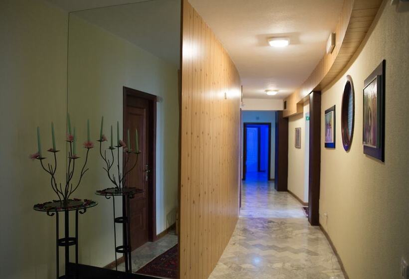 منتجع La Cittadella Dell Oasi