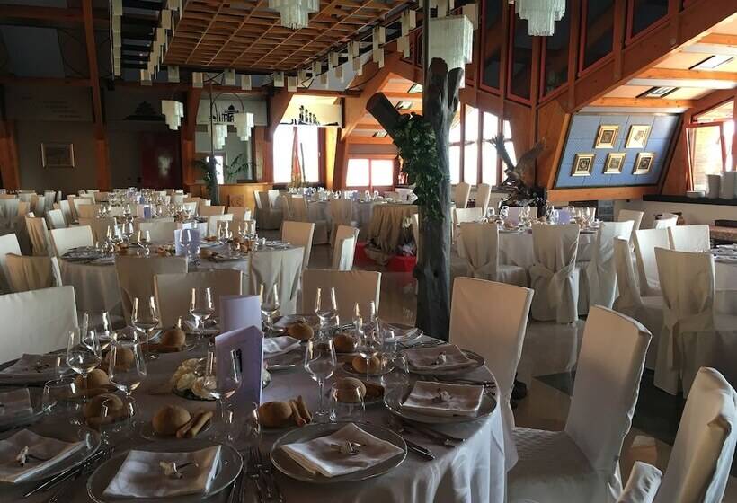 منتجع La Cittadella Dell Oasi