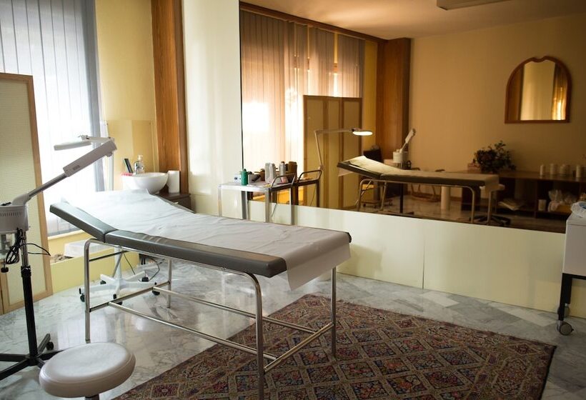 منتجع La Cittadella Dell Oasi