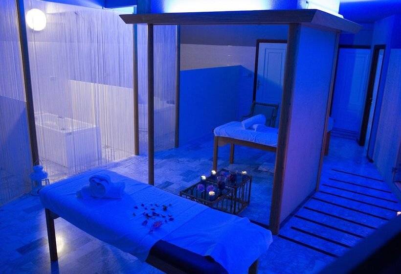 منتجع La Cittadella Dell Oasi