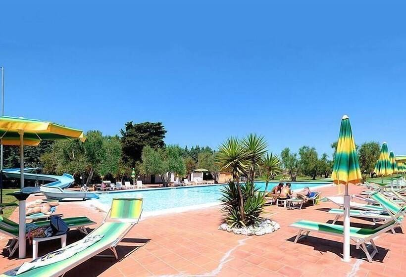 リゾートホテル Villaggio Camping Parco Degli Ulivi
