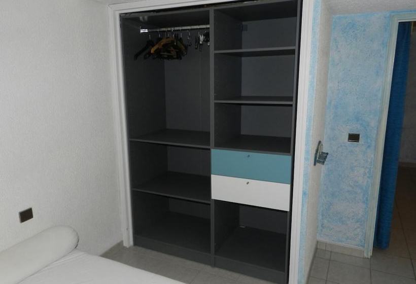 Au Plan De Carros By Gites De France