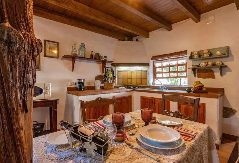 Casita Rural Con Encanto En El Ingenio, Santa Lucía