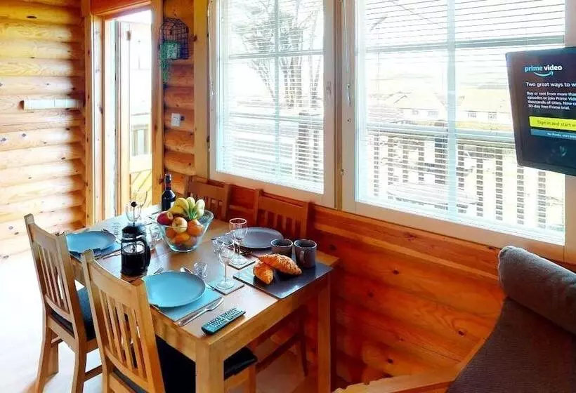 Croyde Ranch Chalet 2 Bedrooms