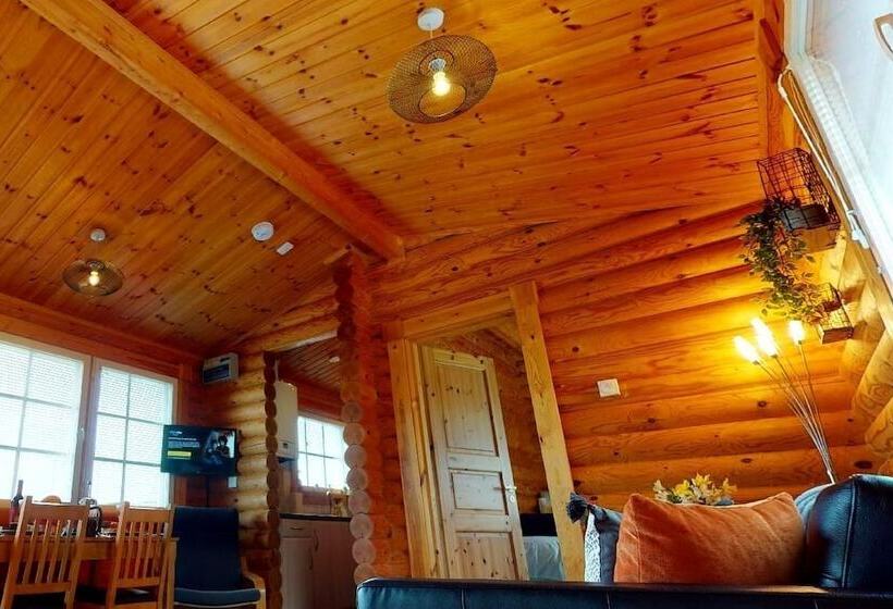 Croyde Ranch Chalet 2 Bedrooms