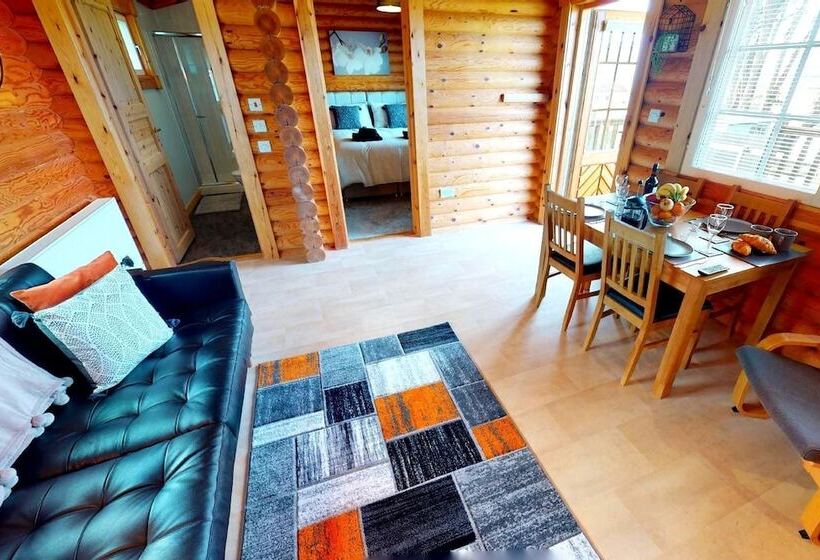 Croyde Ranch Chalet 2 Bedrooms