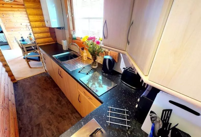 Croyde Ranch Chalet 2 Bedrooms