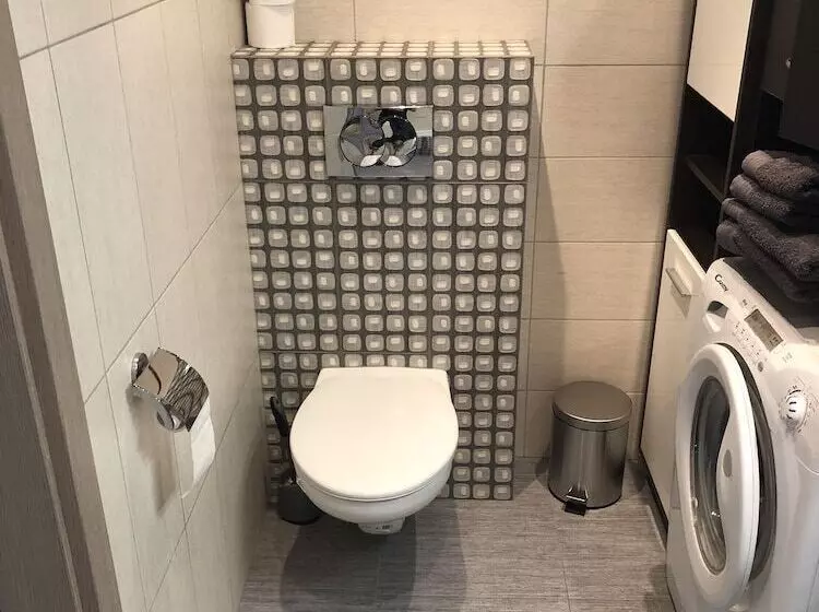 هتل Apartament F&j 35