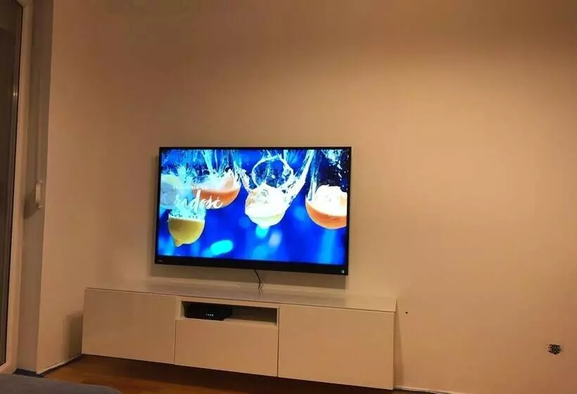 هتل Apartament F&j 35