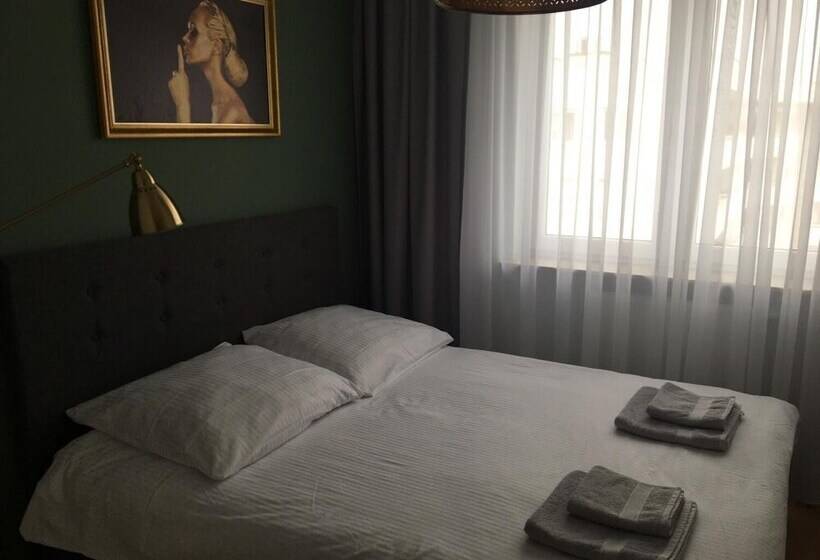 Hotelli Apartament F&j 35