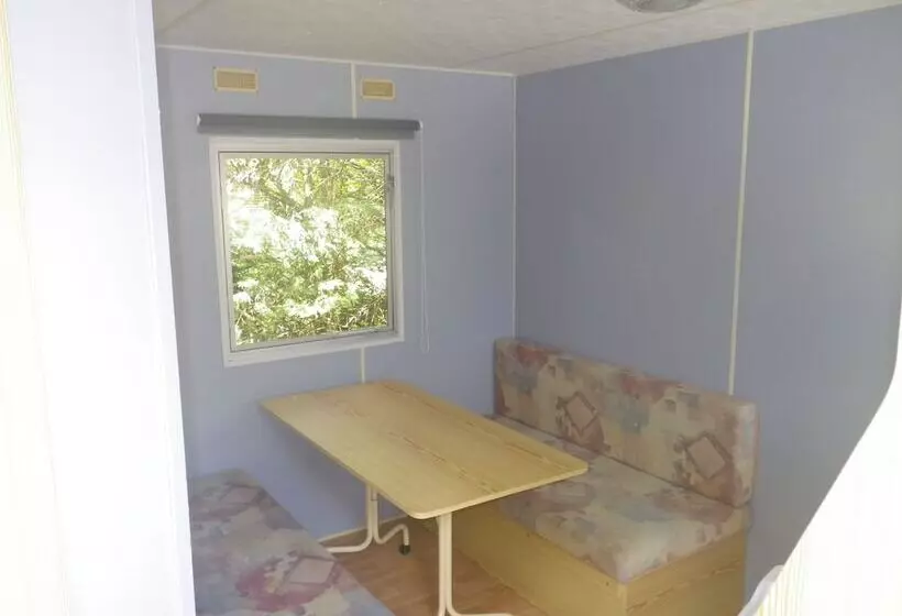 ホテル Camping Les Poutiroux   Mobilhome