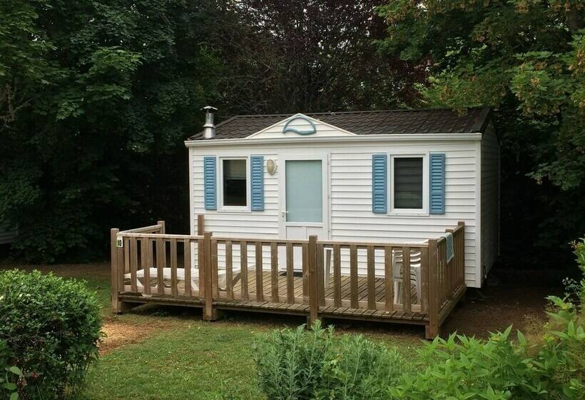 ホテル Camping Les Poutiroux   Mobilhome