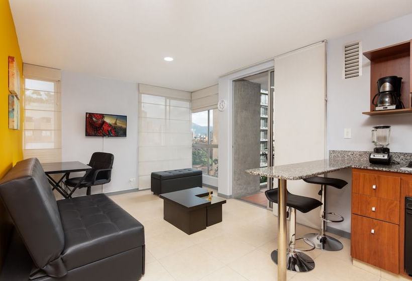 Hotel Cyan Suites Medellin