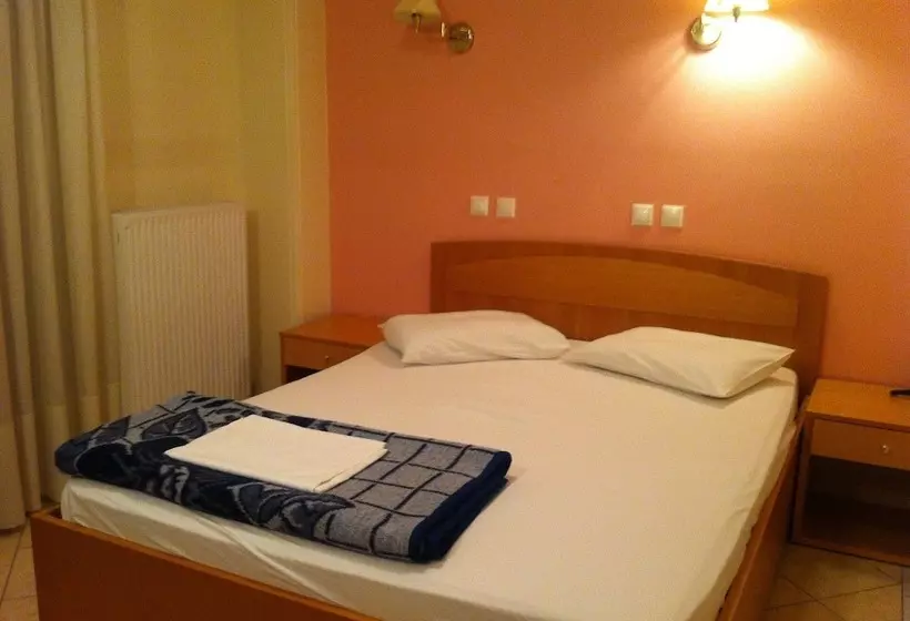 ホテル Cybele Kifisia Apartments