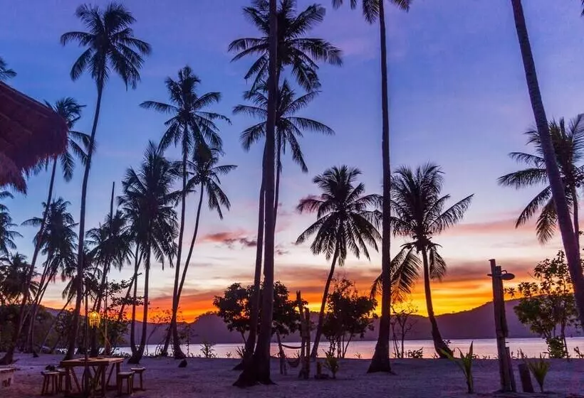 ホテル Dryft Darocotan Island