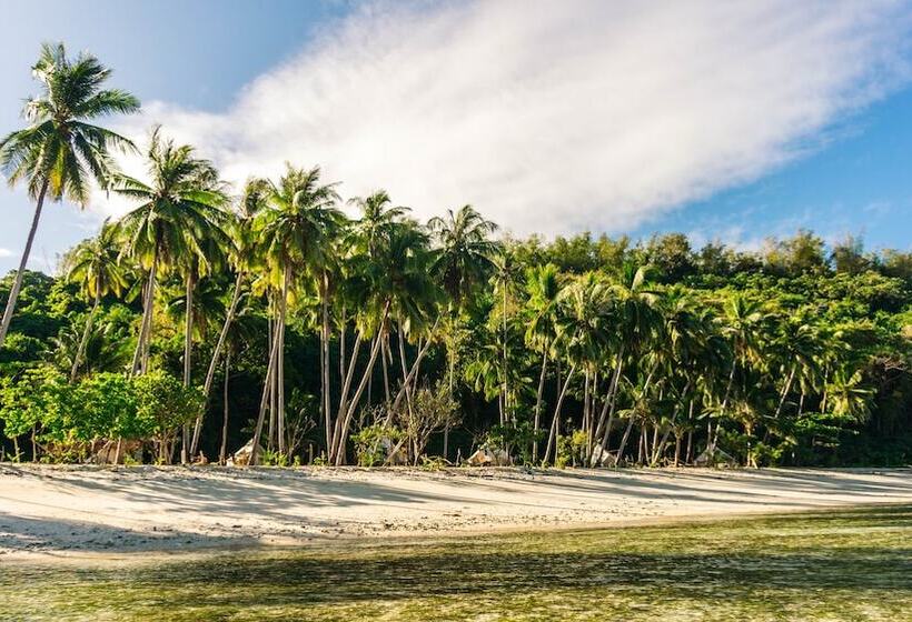 Hotelli Dryft Darocotan Island