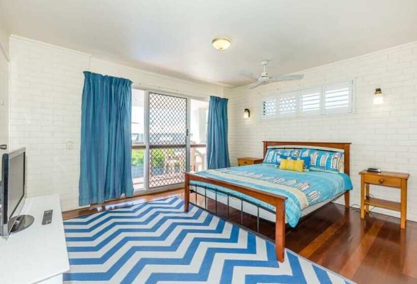 Lyrona 3/35 Avocet Parade