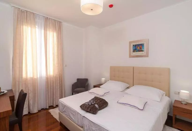 ペンション Luxury Rooms Near The Beach