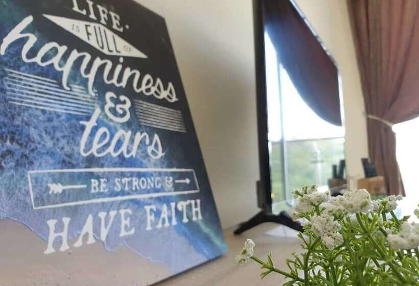 Pensión Stay Awhile At Aeropod Sovo Studio