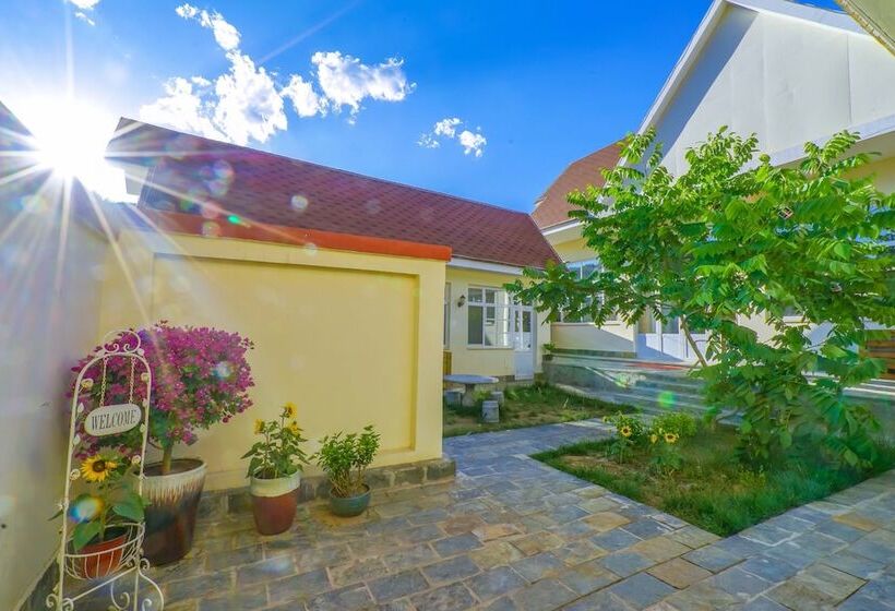 Pansiyon Yiyun Rural Residence Siji Christmastown