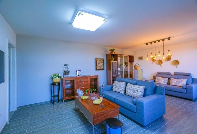 Pansiyon Yiyun Rural Residence Siji Christmastown