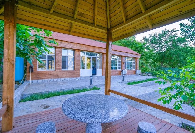 Pansiyon Yiyun Rural Residence Siji Christmastown