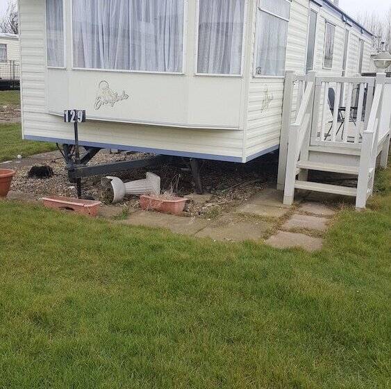 منتجع T & J S Caravan 129 Happy Day S