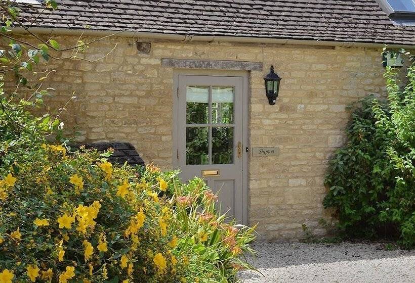 Shipton Cottage