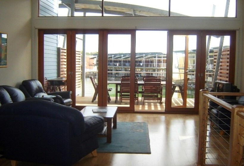 South Shores Villa 91  South Shores Normanville