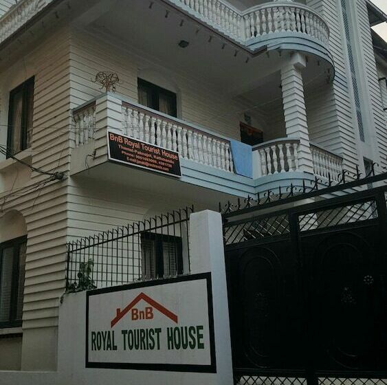 تختخواب و صبحانه Bnb Royal Tourist House