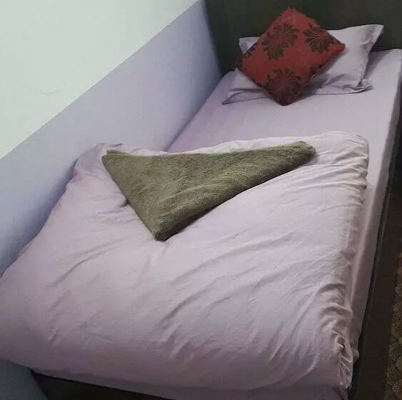 تختخواب و صبحانه Bnb Royal Tourist House