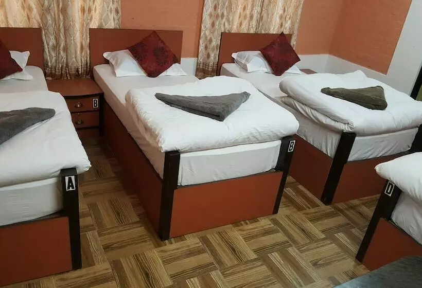 تختخواب و صبحانه Bnb Royal Tourist House