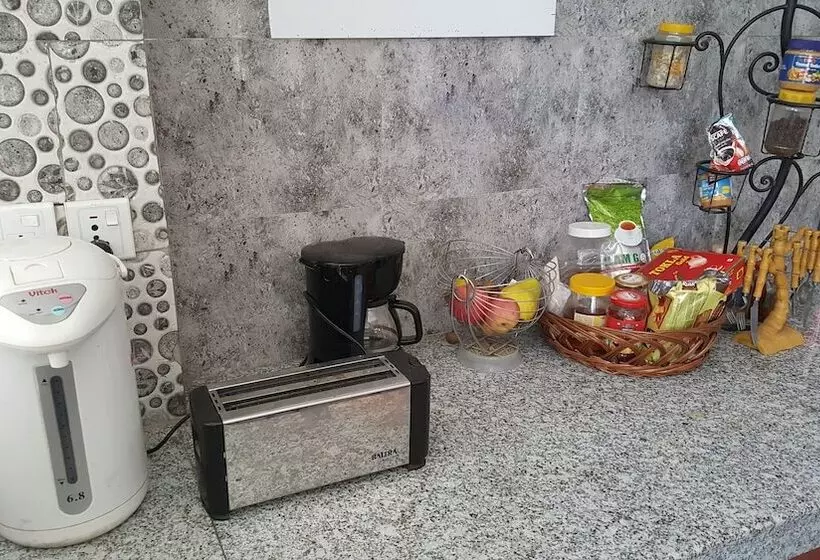 تختخواب و صبحانه Bnb Royal Tourist House