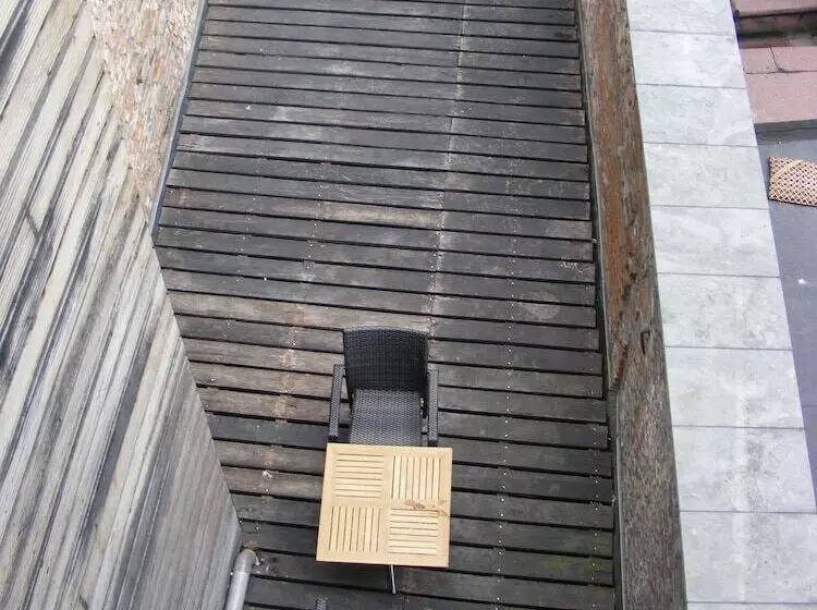 هتل Amosa Liège City Centre Apart Gerardrie 23