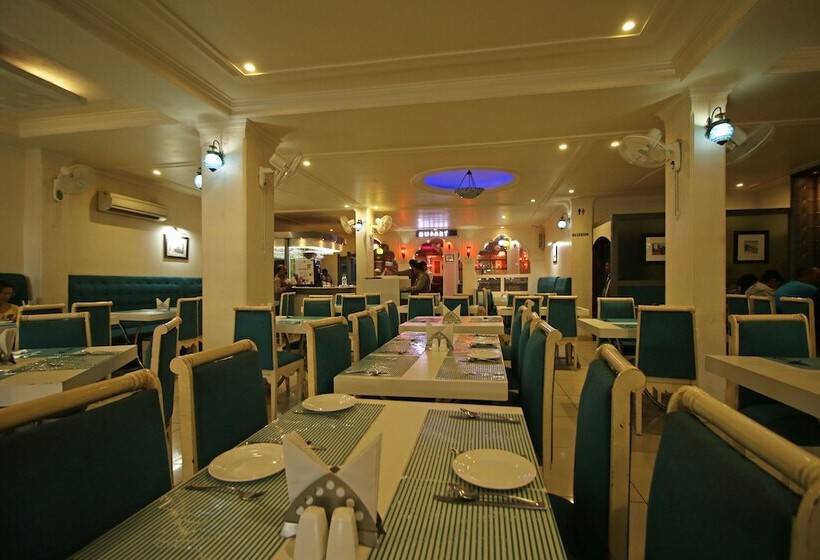 هتل Capital O Taj Castle