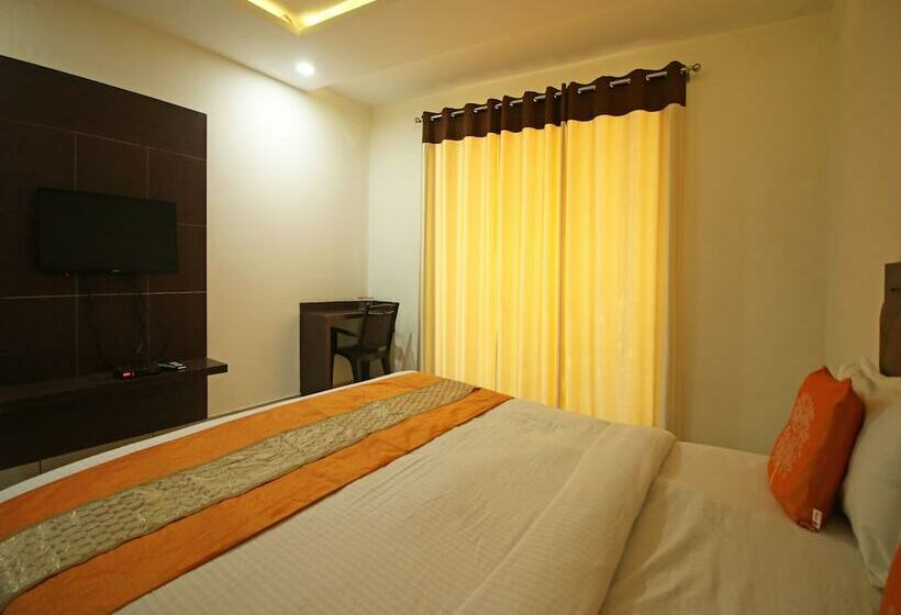 هتل Capital O Taj Castle