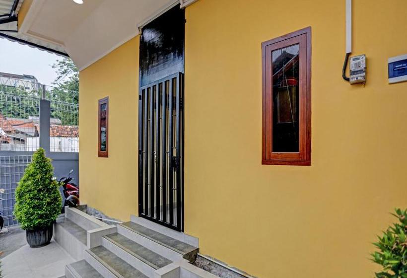 酒店 Oyo 90106 Tanah Abang Residence