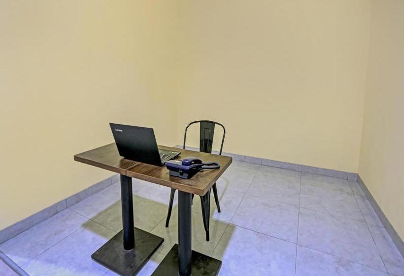 酒店 Oyo 90106 Tanah Abang Residence