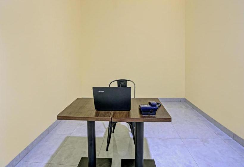 酒店 Oyo 90106 Tanah Abang Residence