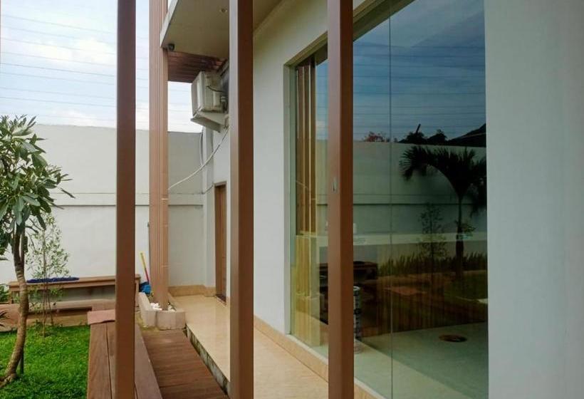 Oyo 90102 Edotel  By Dbest Hospitality