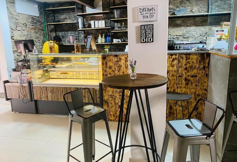 پانسیون Techas City Center Luxurious Suite