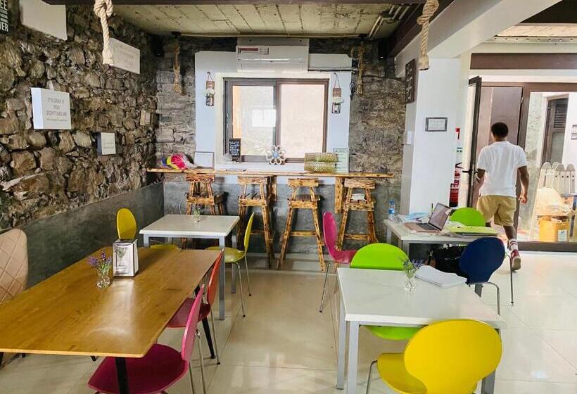 پانسیون Techas City Center Luxurious Suite