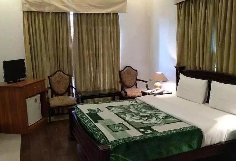 پانسیون Elite Lodge Guest House