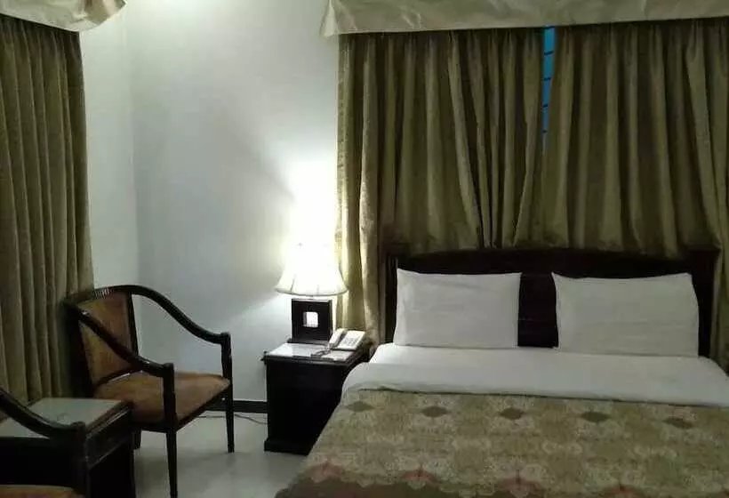 پانسیون Elite Lodge Guest House