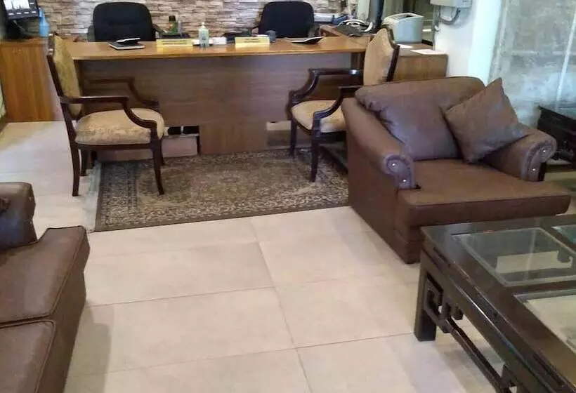 پانسیون Elite Lodge Guest House