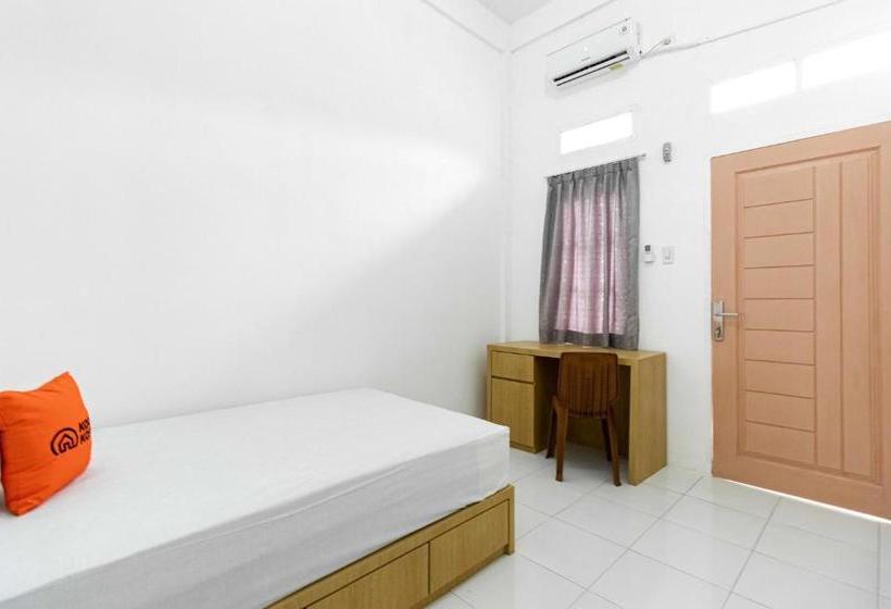 פנסיון Koolkost Near Rumah Radang Pontianak